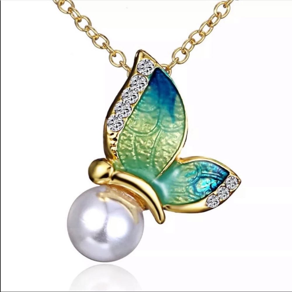 🆕 Enamel Blue Faux Pearl Butterfly Necklace
